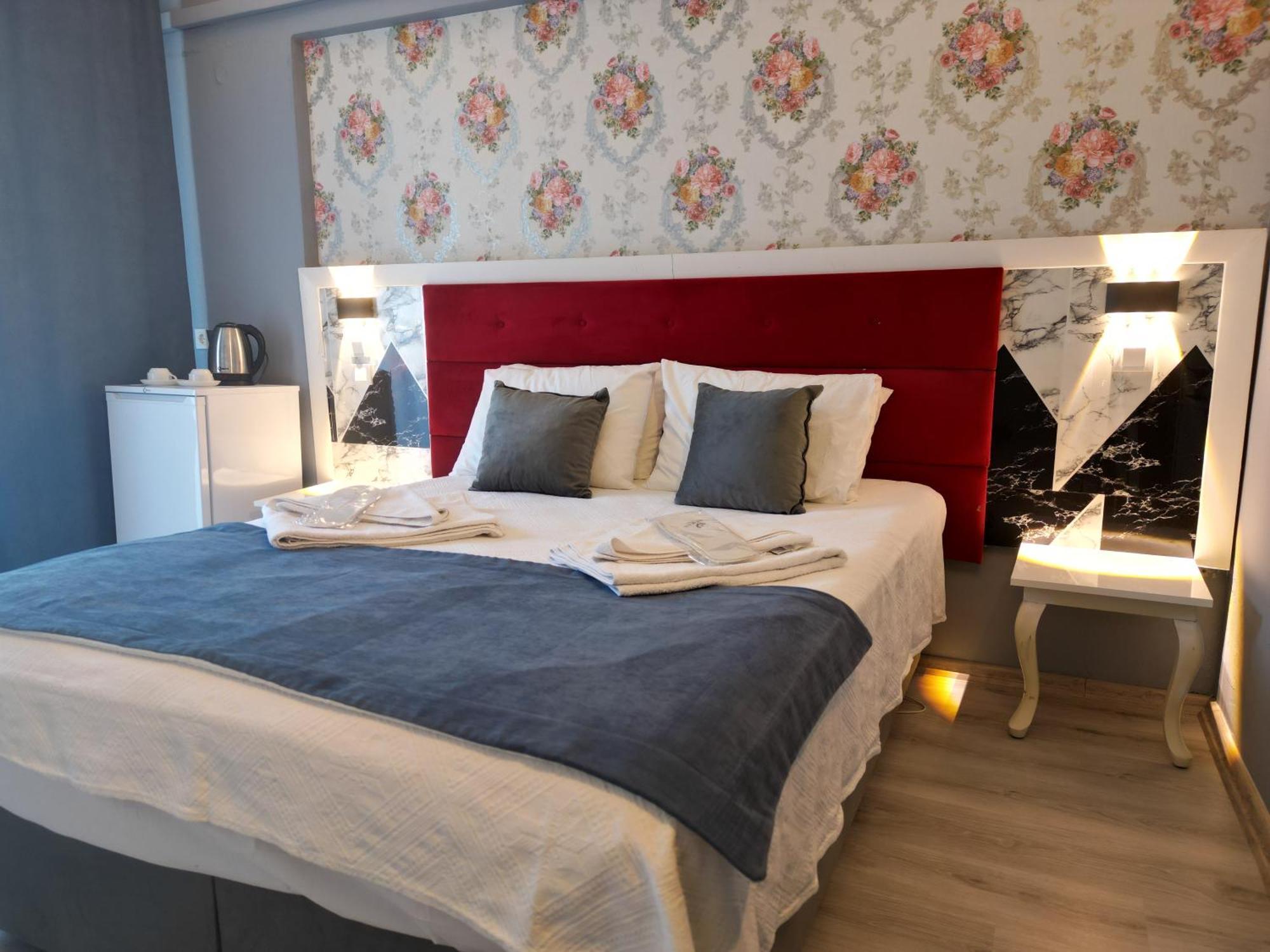 Akman City Hotel 库萨达斯 外观 照片
