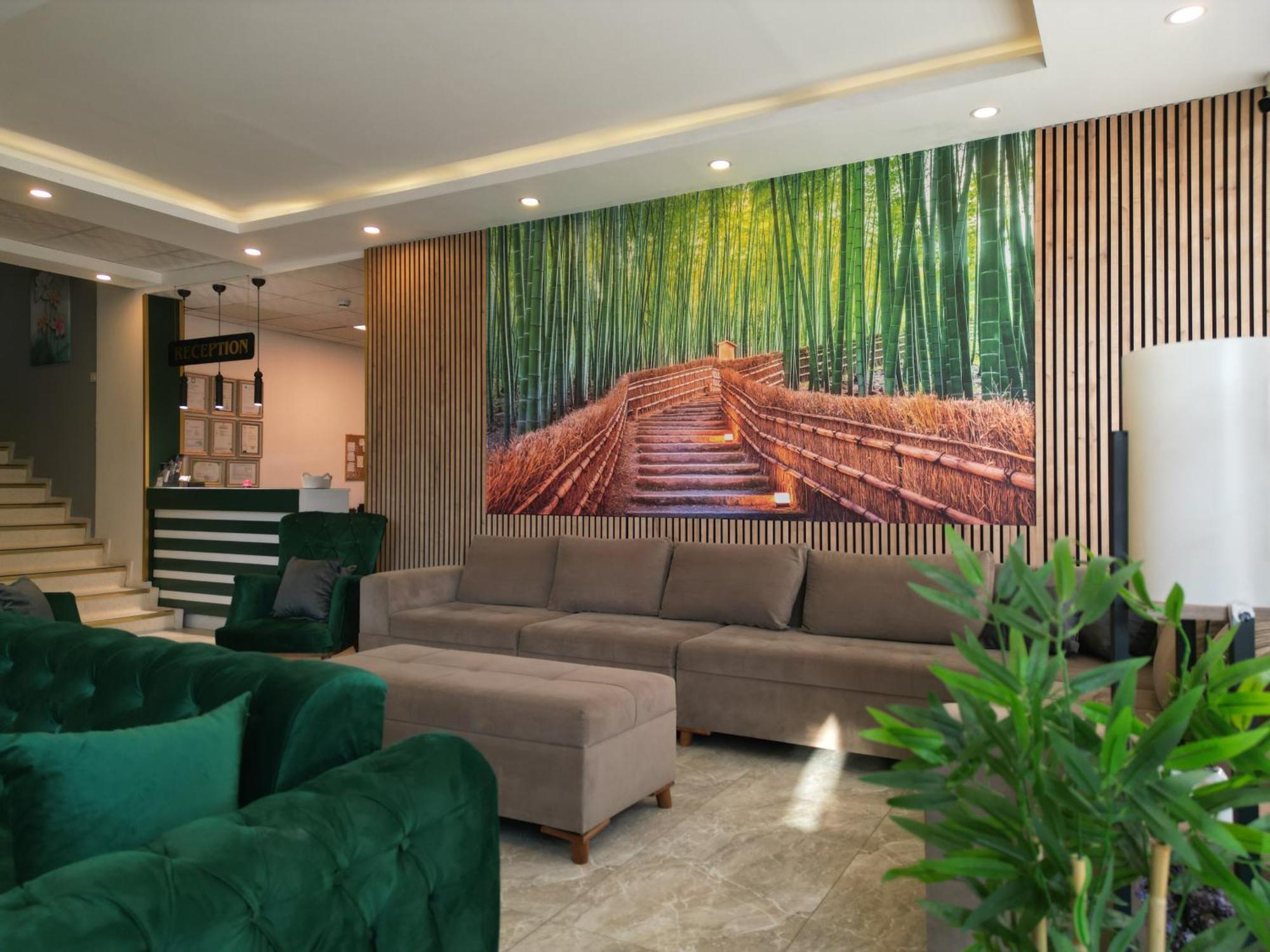Akman City Hotel 库萨达斯 外观 照片