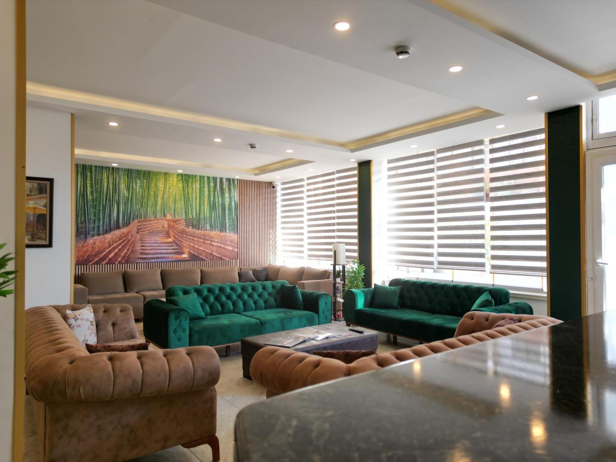 Akman City Hotel 库萨达斯 外观 照片